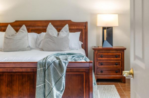 Golfer's Retreat Golf Pool Tennis & more